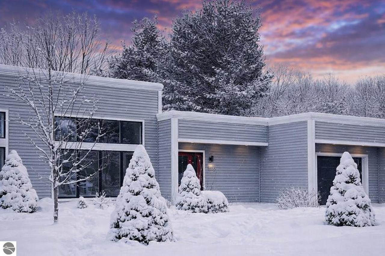 8906-B Manhattan North - Photo 1