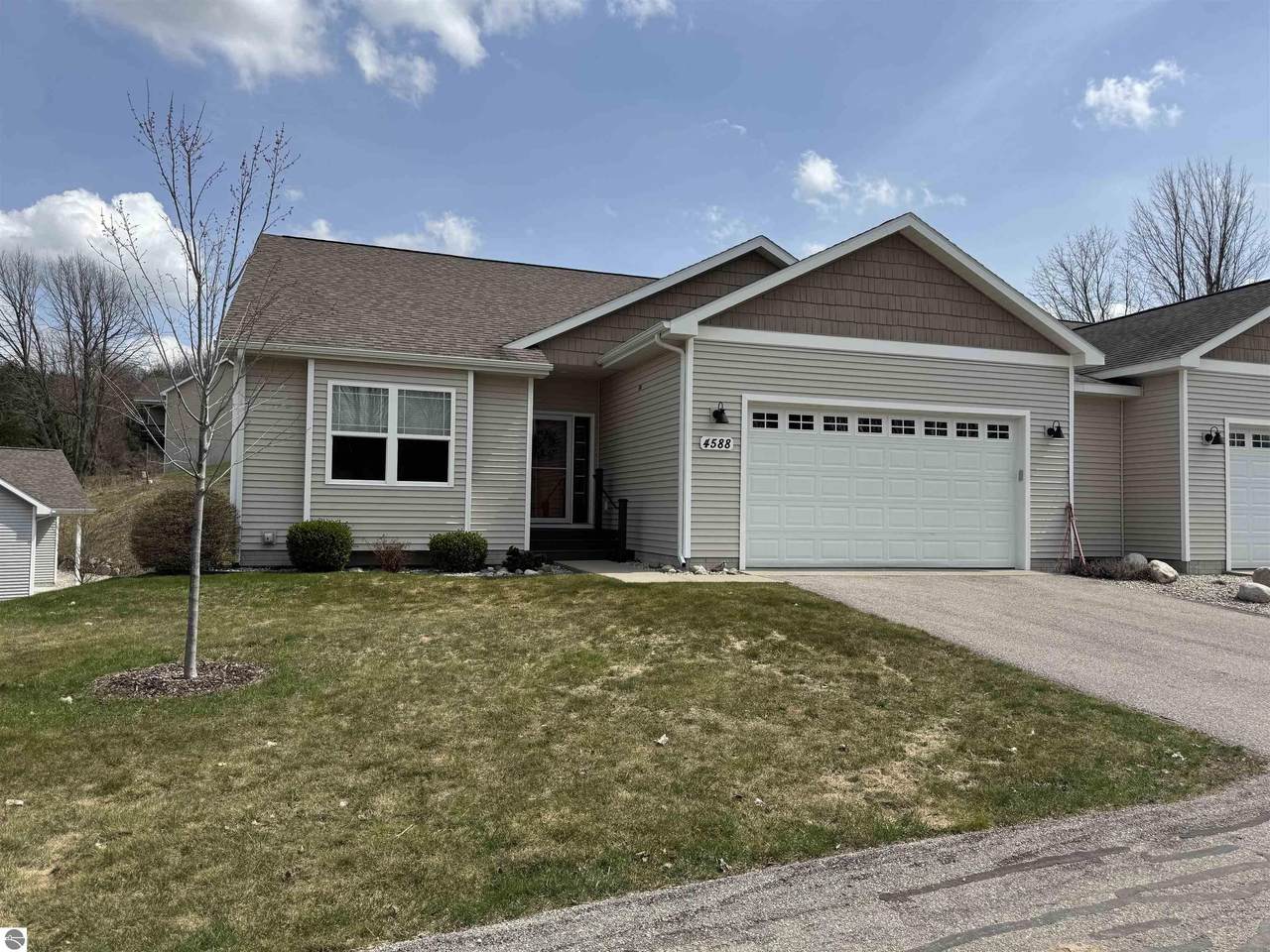 4588 Kodiak Drive - Photo 1