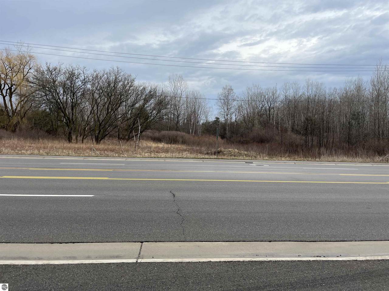 NKA Huron Road - Photo 1