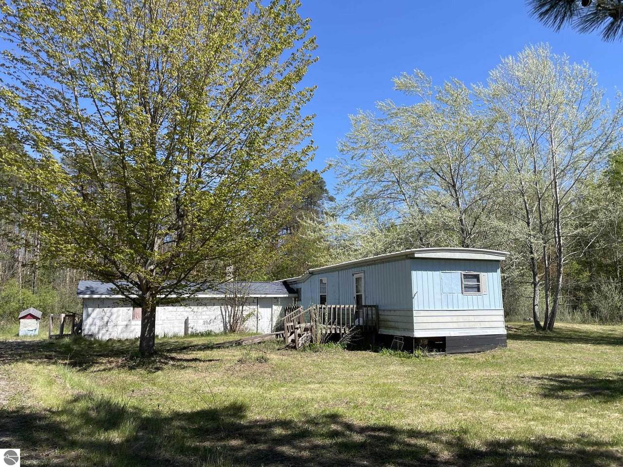 5985 Roehrs Road - Photo 1