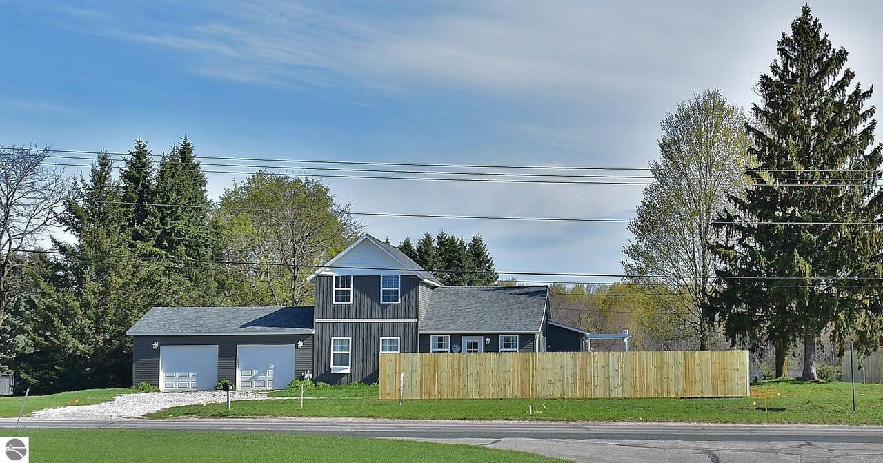 11850 Us-31 S - Photo 1