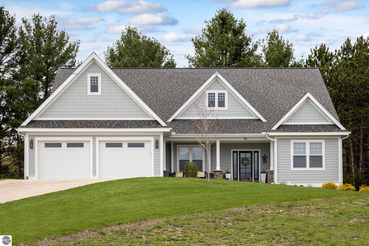 176 Vineyard Ridge Drive - Photo 1
