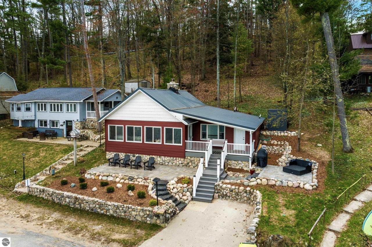 2408 Pinehurst Trail - Photo 1