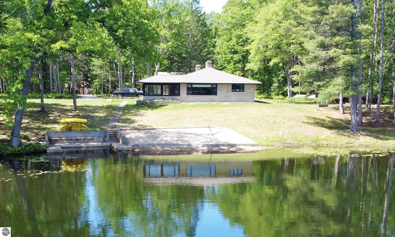 2843 Timber Trail - Photo 1