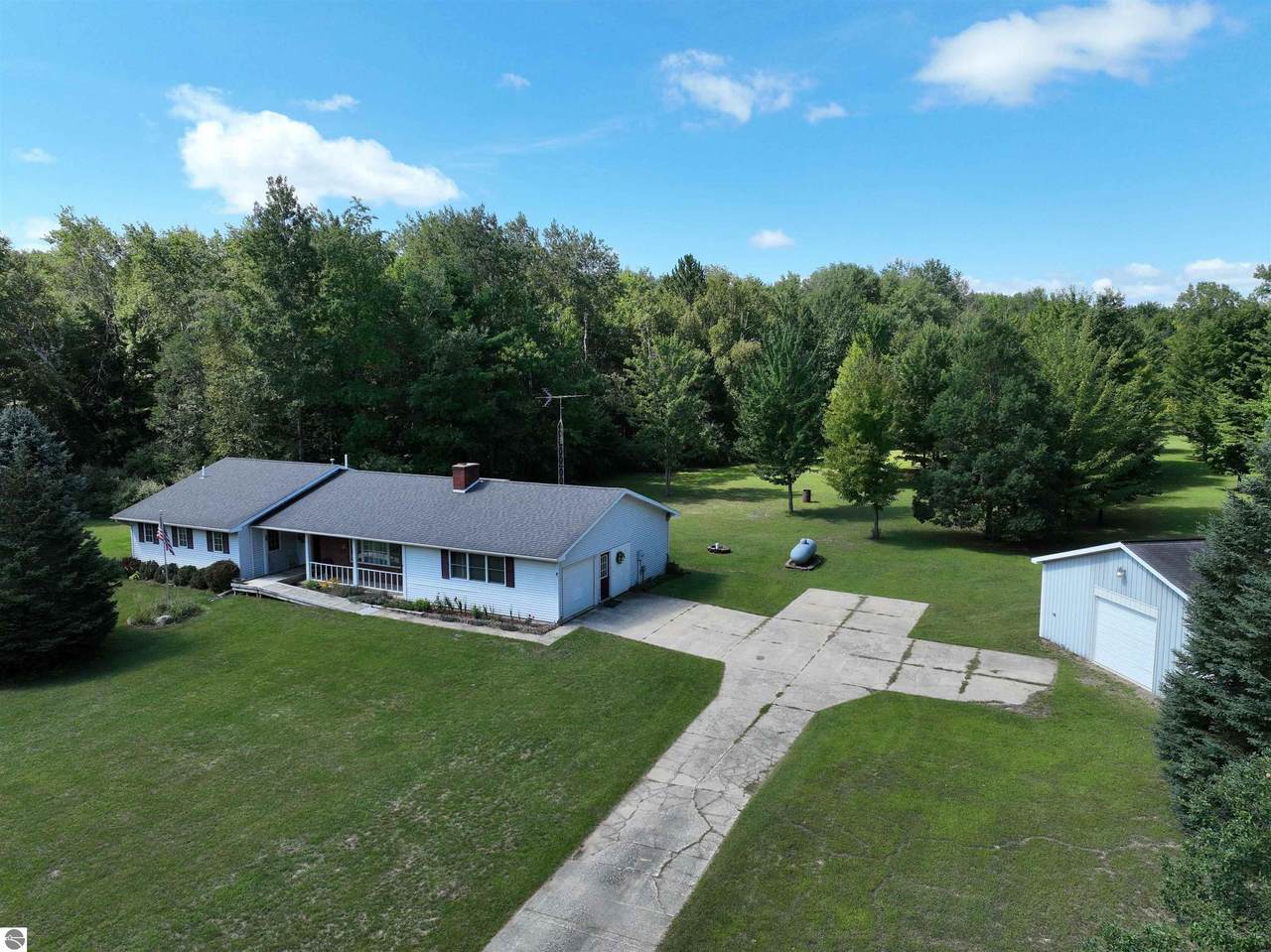 1540 Vroman Road - Photo 1
