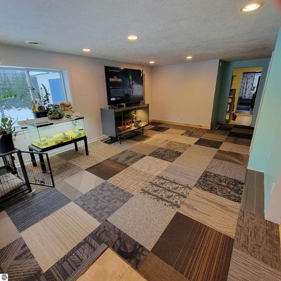 409 Brownson Avenue - Photo 1