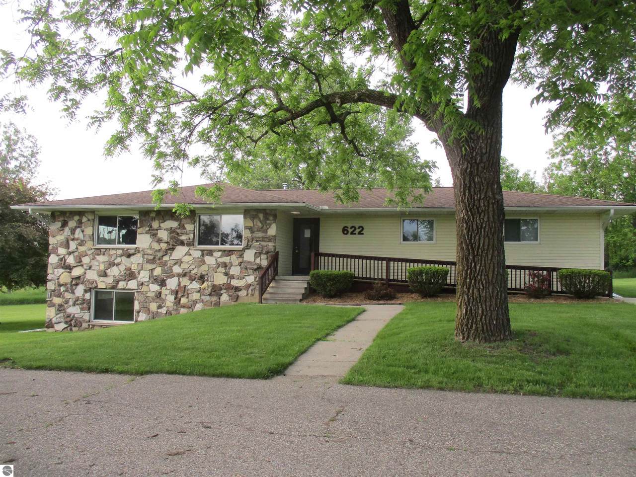 622 Washington Avenue - Photo 1