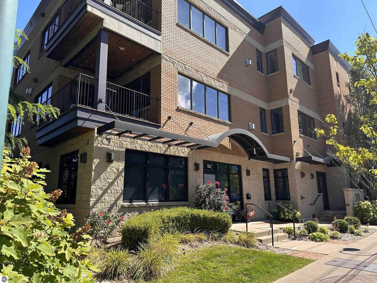 309 Cass Street - Photo 1