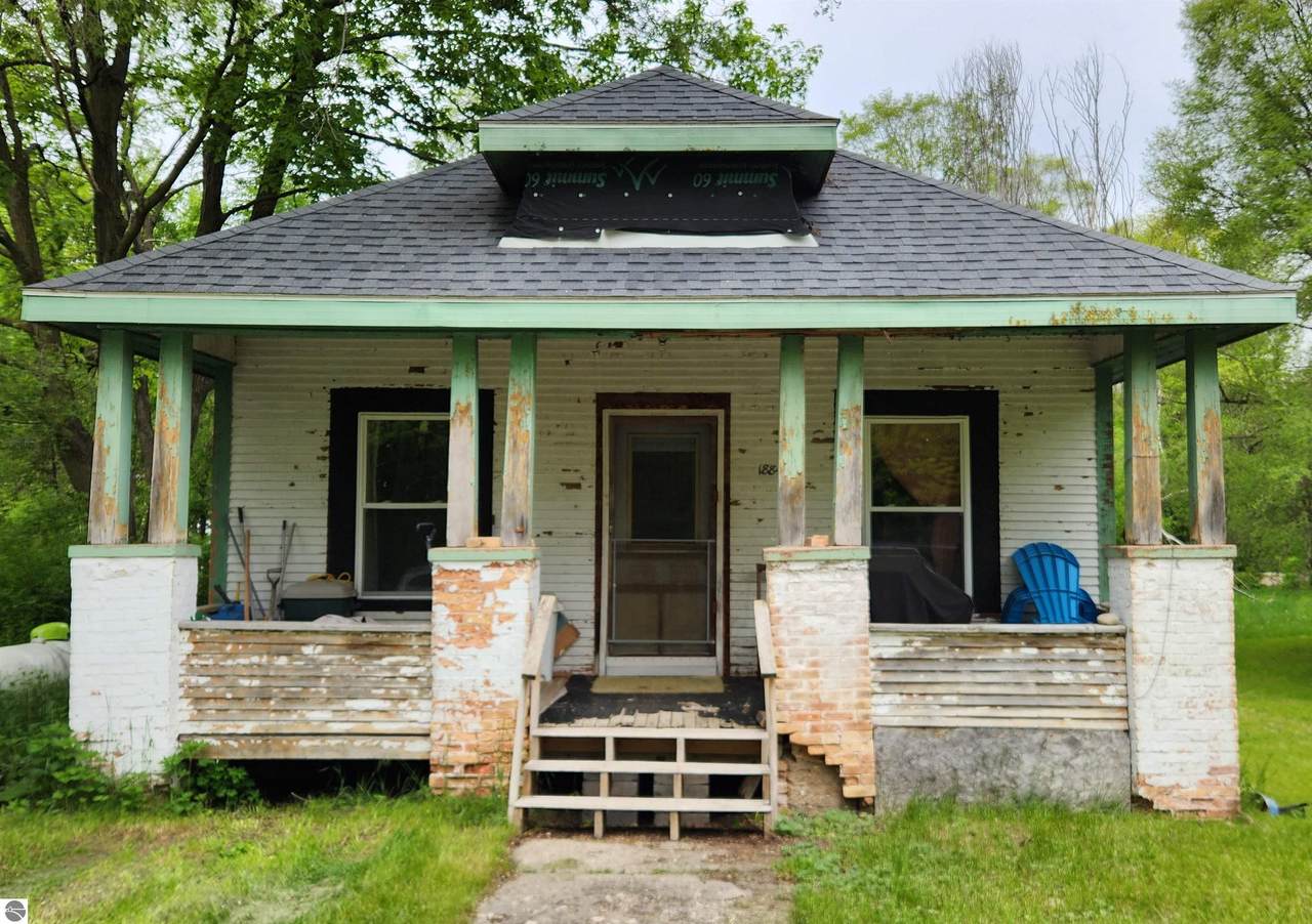 18846 Maple Street - Photo 1