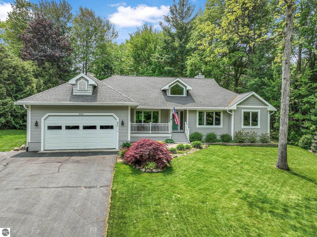 9111 Settlers Cove - Photo 1