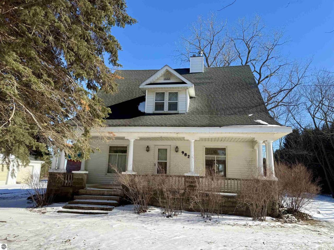 9822 Wisner Road - Photo 1