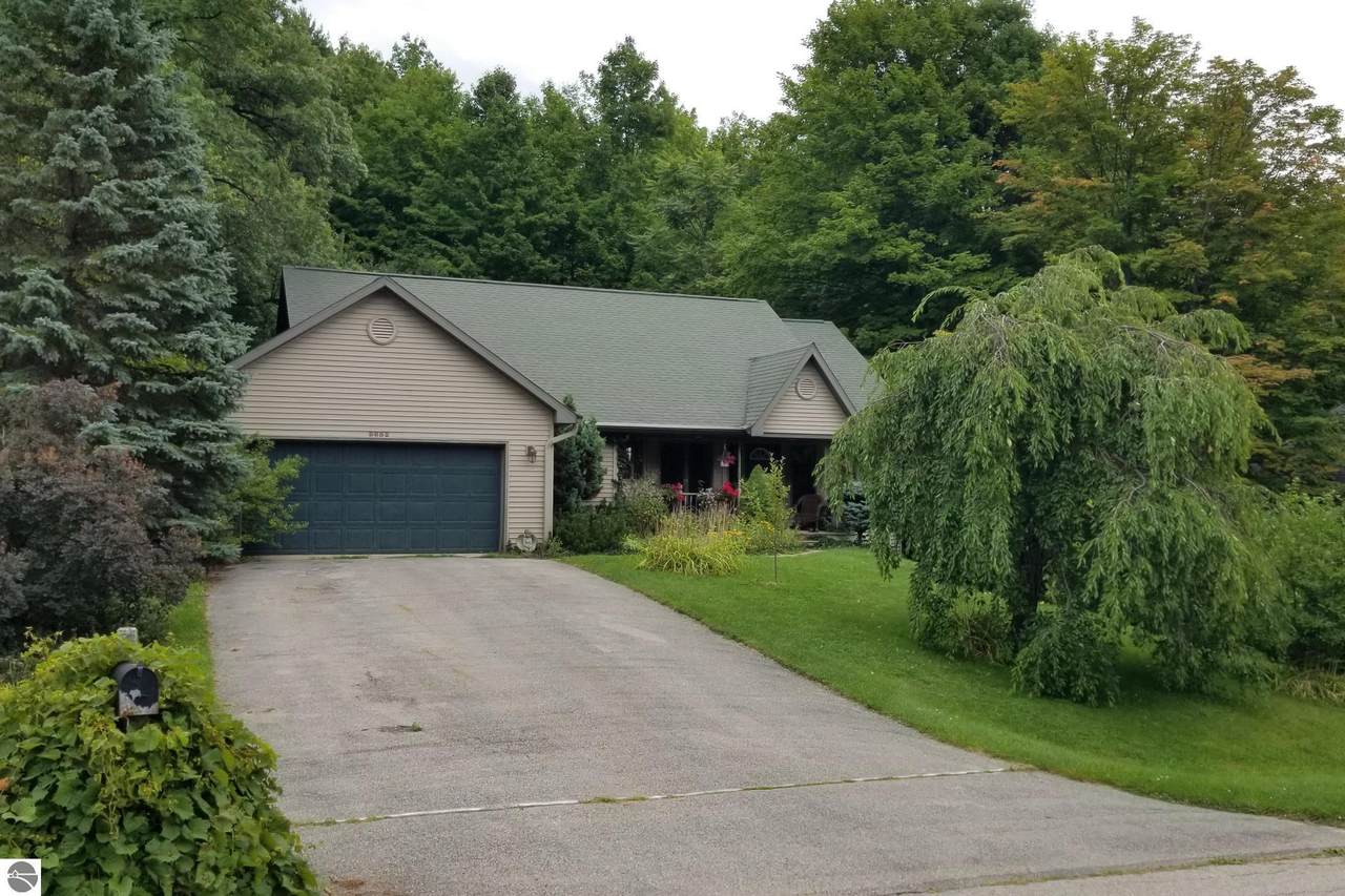 3652 Woodside Drive - Photo 1