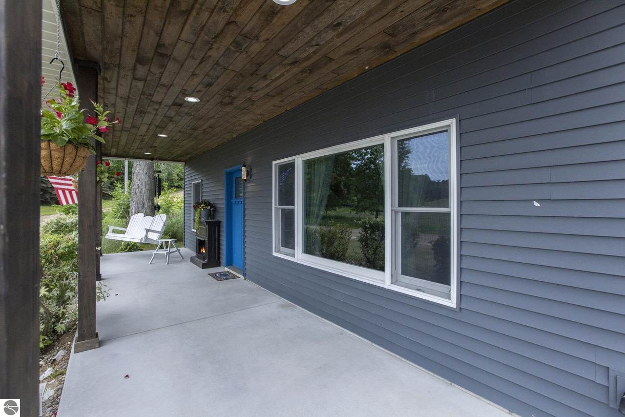 https://bt-photos.global.ssl.fastly.net/nglrmls/1280_boomver_6_1941297-2.jpg