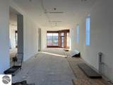 101 Superior Drive - Photo 4