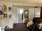 1871 Pine Tree Road - Photo 18
