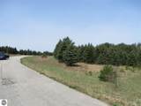 4 Spruce Hollow Trace - Photo 4