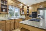 704 Webster - Photo 14