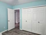 711 Sawyer - Photo 42