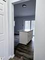 711 Sawyer - Photo 51