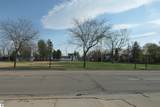 323 Superior Street - Photo 3
