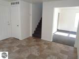 1020 Lansing - Photo 5