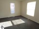 1020 Lansing - Photo 6