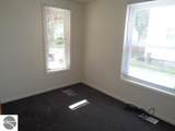 1020 Lansing - Photo 7