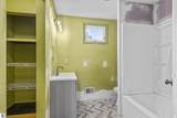 2211 Howard Street - Photo 14