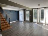 197 Westview Drive - Photo 2