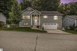 220 Parkview Drive - Photo 1