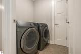 220 Parkview Drive - Photo 11