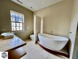 800-319 Cottageview Drive - Photo 33