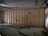2416 Huron Road - Photo 9