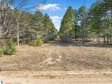7020 Round Lake Road - Photo 5
