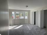 260 Windemere Place - Photo 16