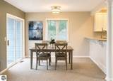 3975 Sherwood Forest - Photo 11