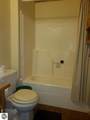 5232 Broadway - Photo 15