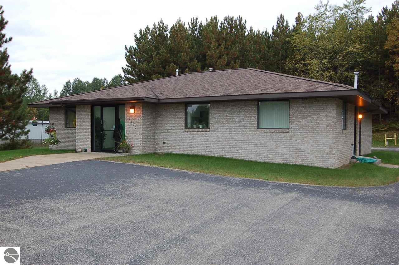 8660 Mackinaw Trail - Photo 1