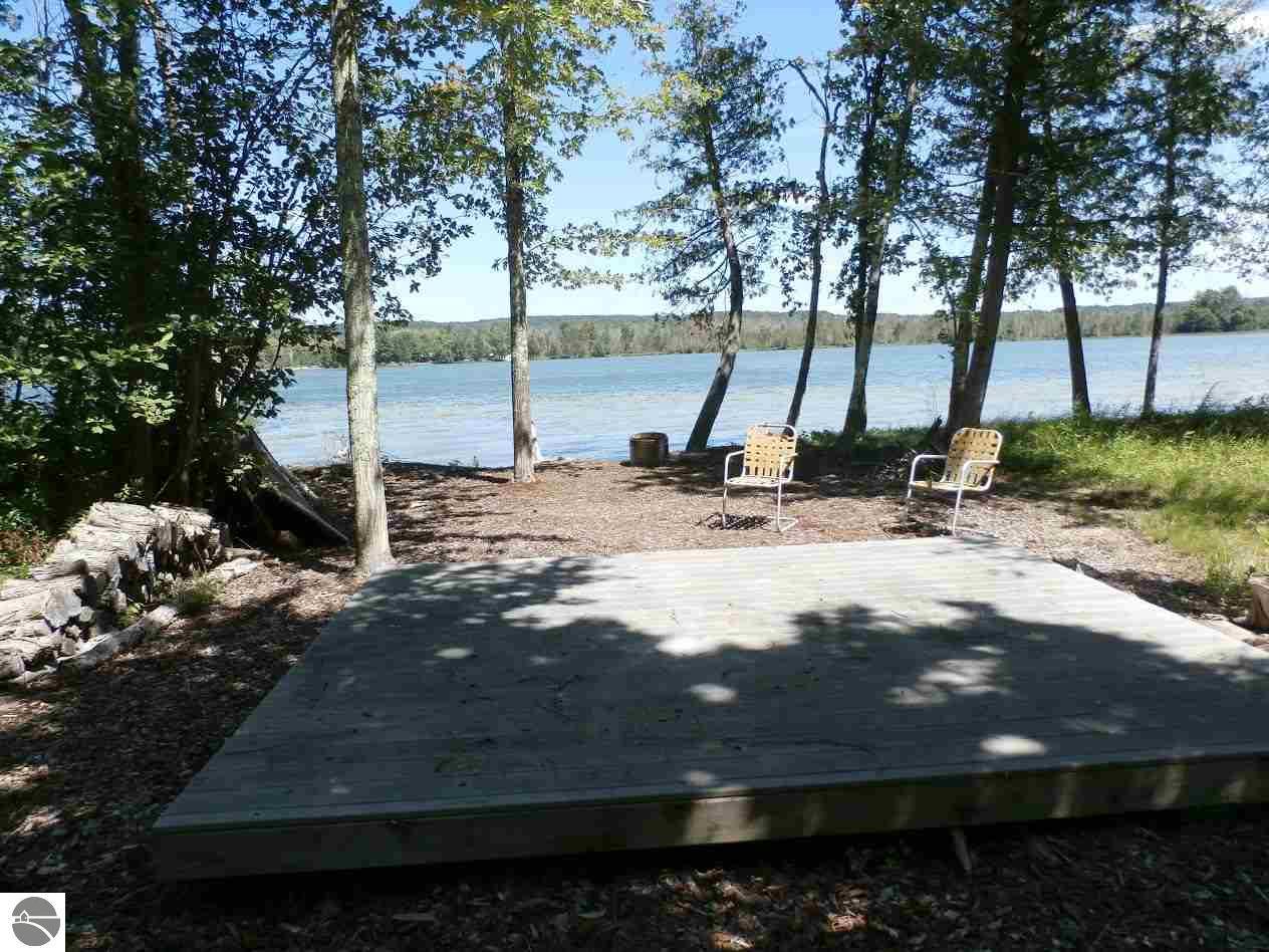 M-88 - Photo 1