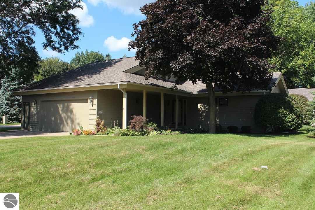 300 Russell Street - Photo 1