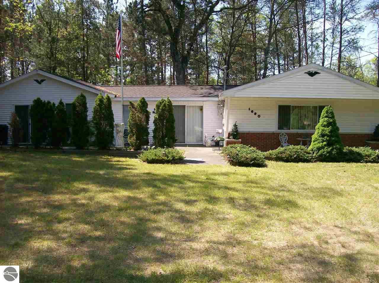 1690 Pontiac Trail - Photo 1