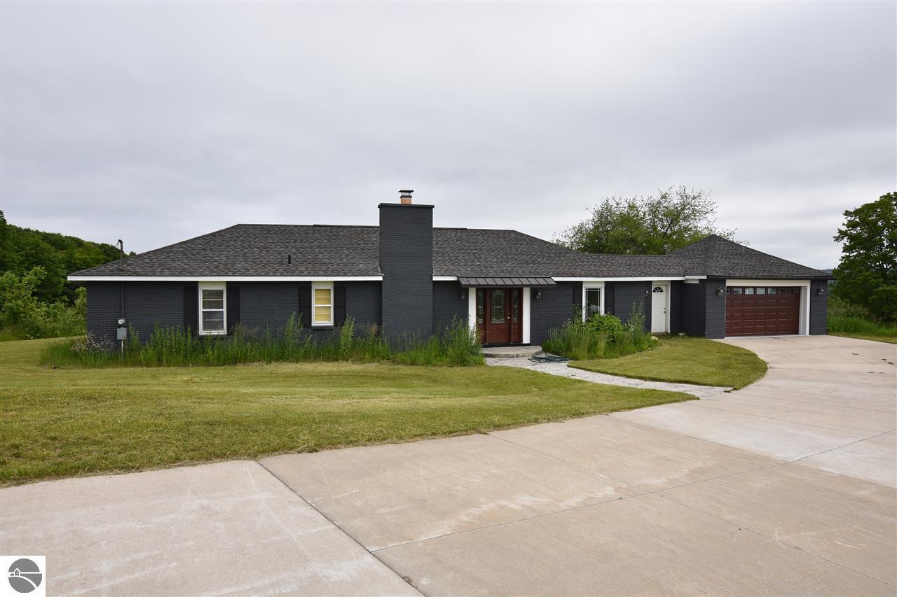 7308 Severence Street - Photo 1