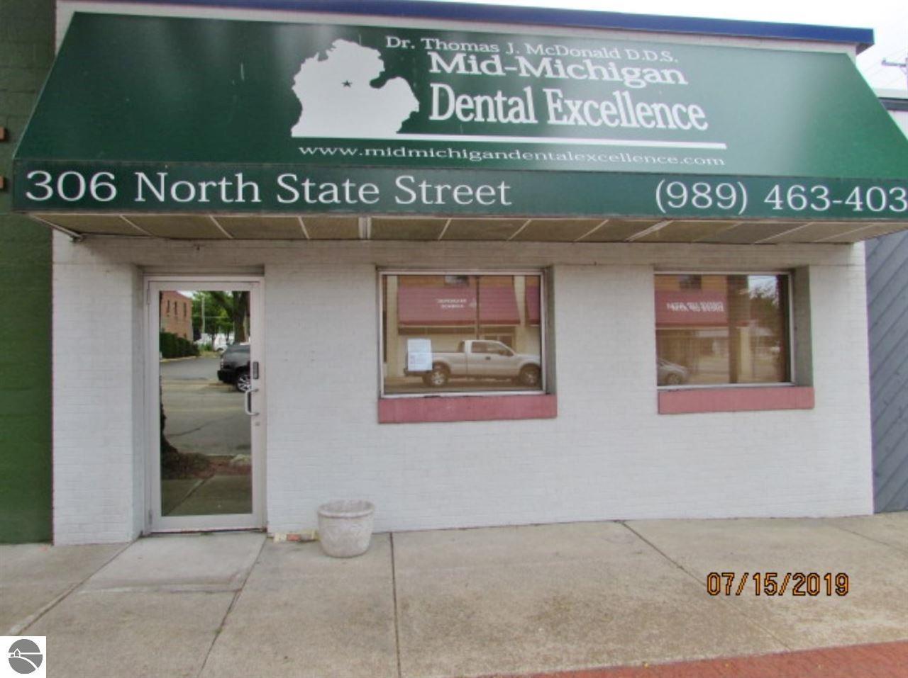306 State - Photo 1