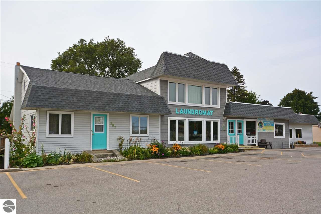 254 Michigan Avenue - Photo 1