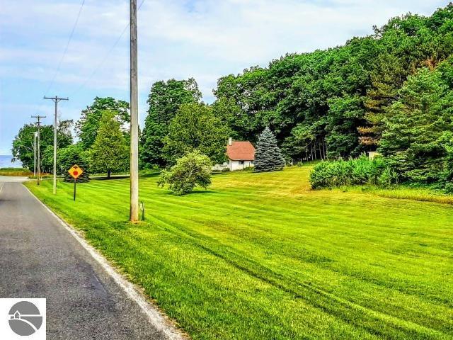 12665 Lakeview Road - Photo 1