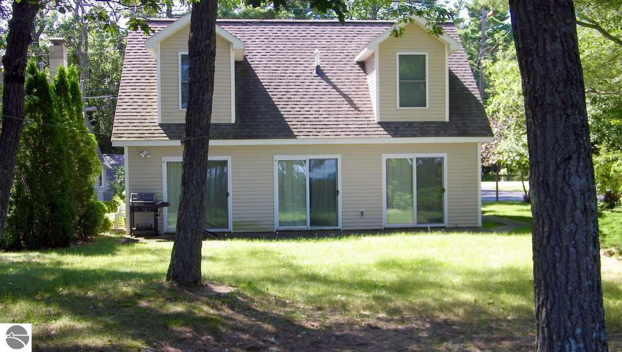 2728 Us-23 - Photo 1