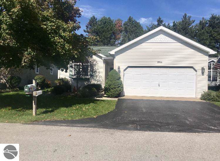 2866 Emerald Bluffs - Photo 1 2866 Emerald Bluffs - Photo 1