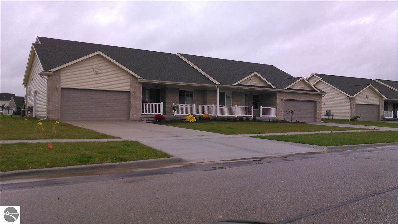 1709 Chippewa Way - Photo 1