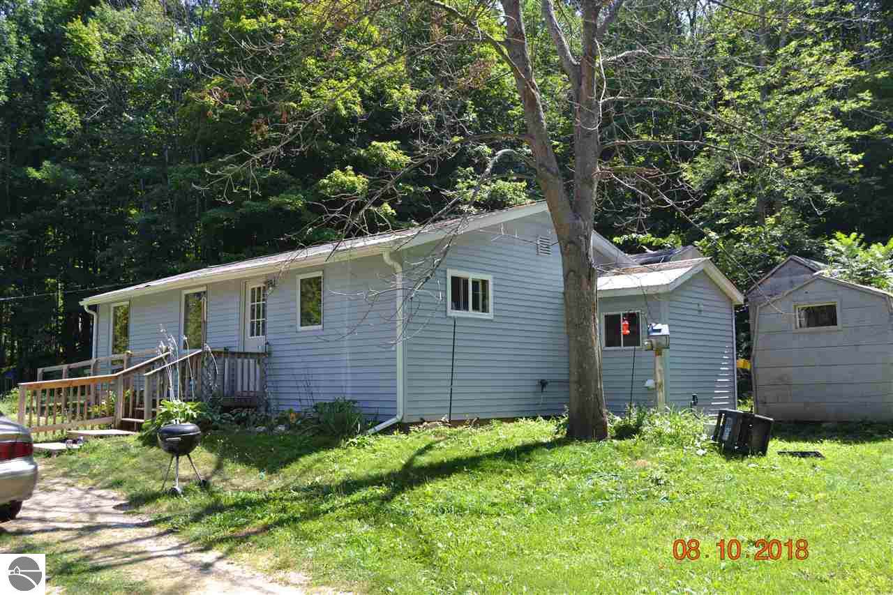 4523 River Road - Photo 1