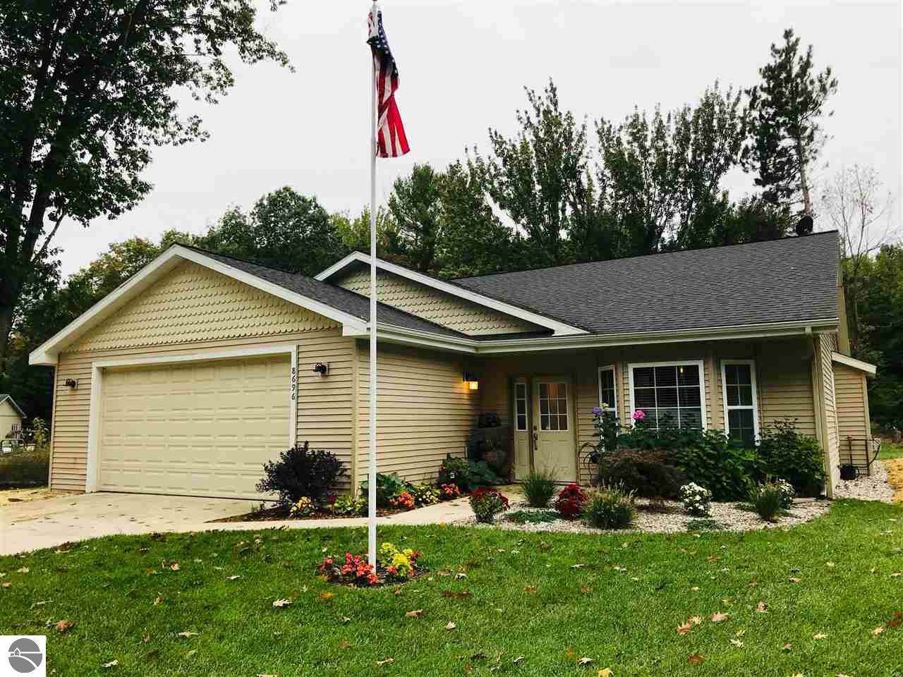 8696 Stream View Lane - Photo 1